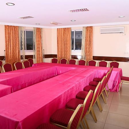 Hotel Mansel Yaoundé エクステリア 写真