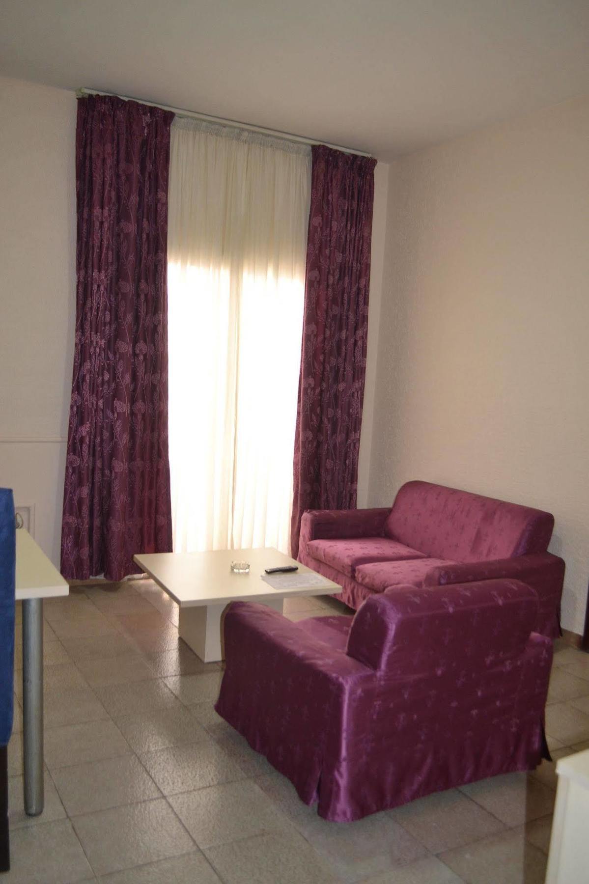 Hotel Mansel Yaoundé エクステリア 写真