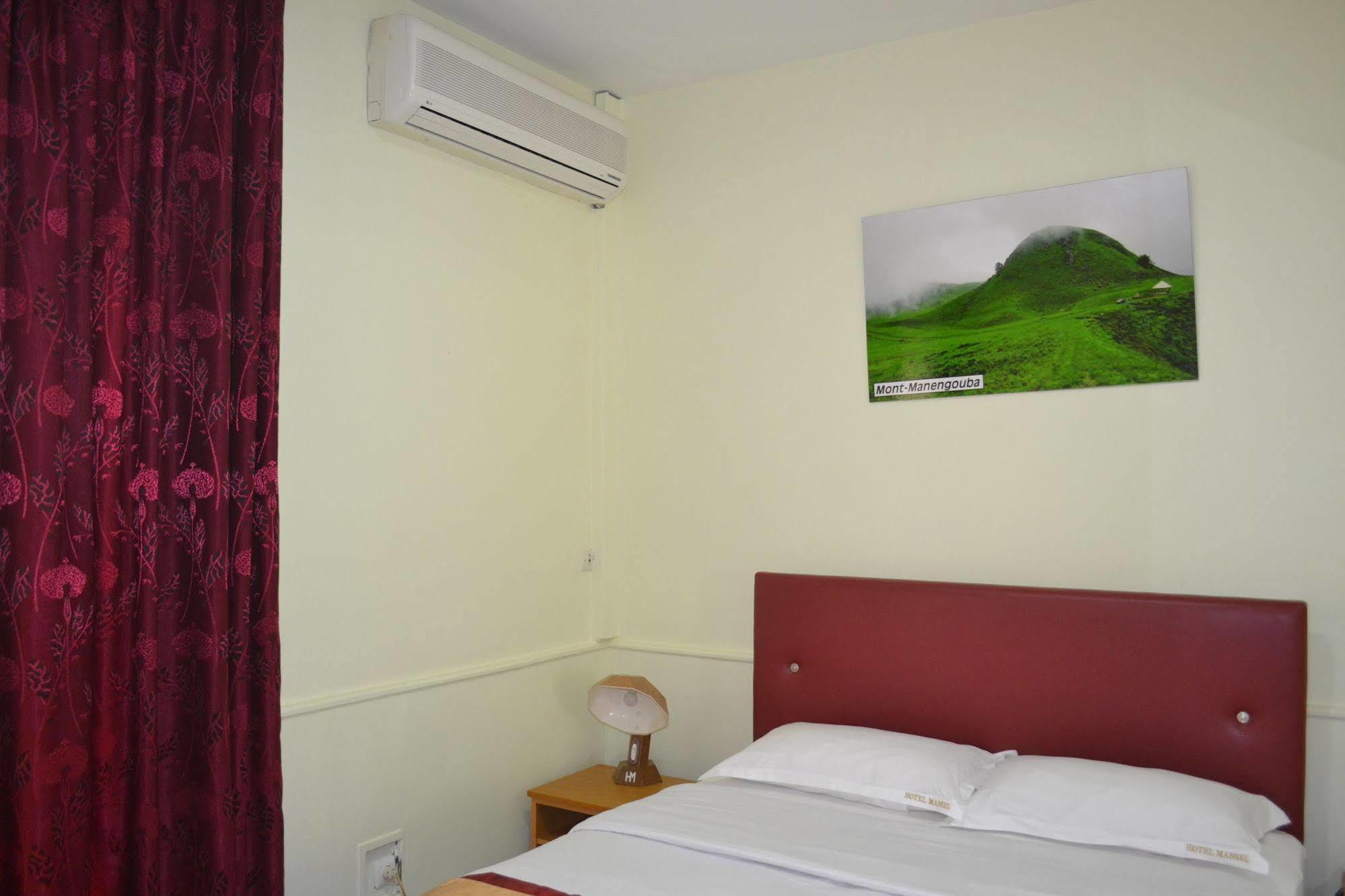 Hotel Mansel Yaoundé エクステリア 写真