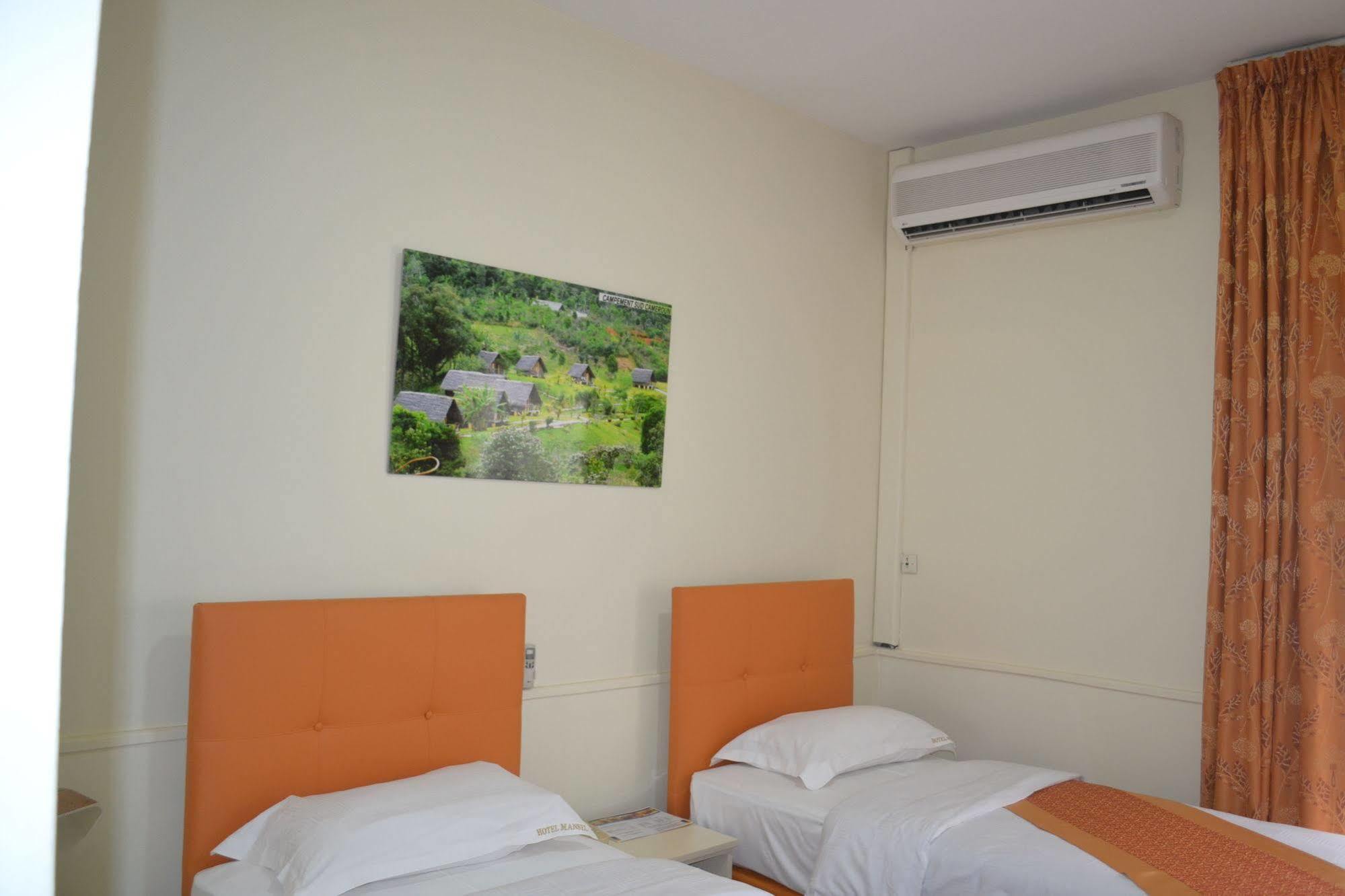 Hotel Mansel Yaoundé エクステリア 写真
